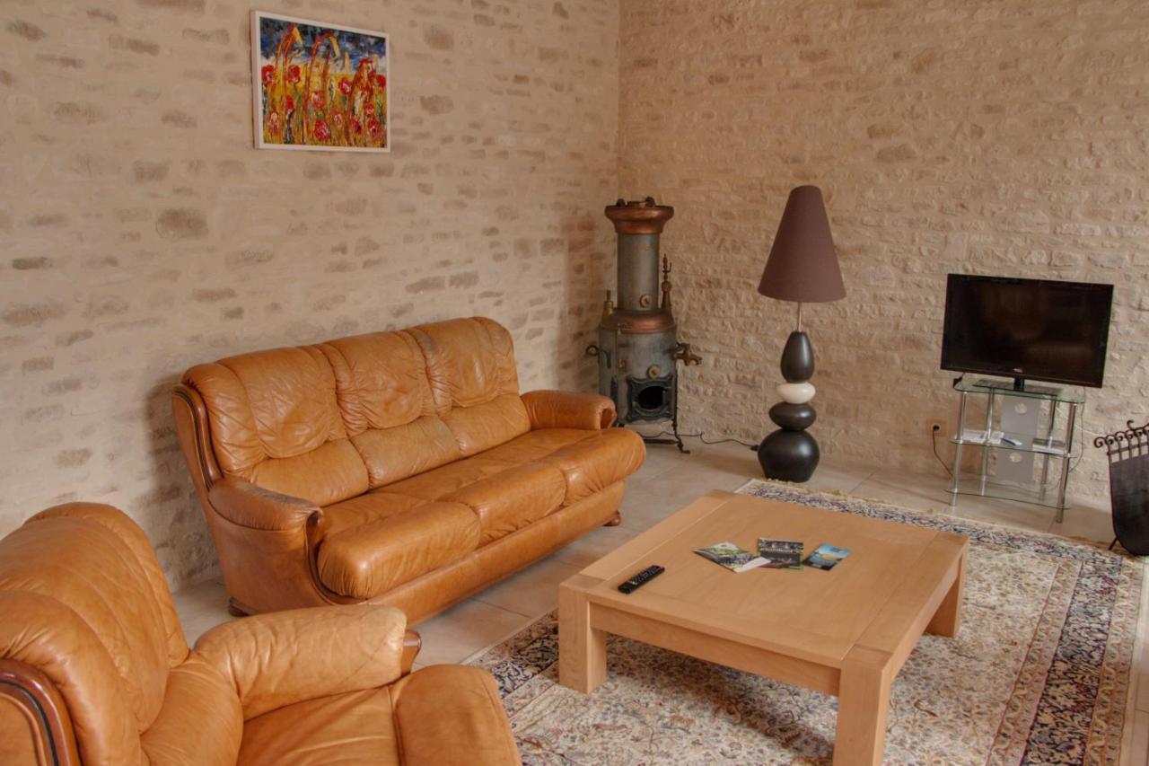 Gite De Villaine Theillay Exterior foto